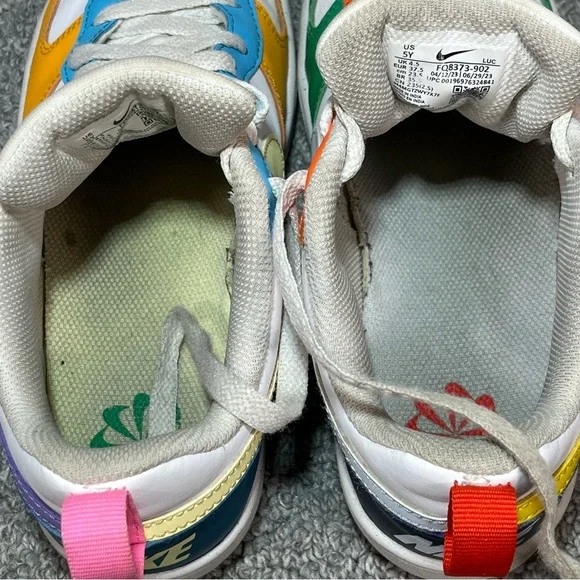 Nike Dunk Low GS Multi Color White Orange Green Sneakers Size 5Y FQ8373-902 - Picture 11 of 12